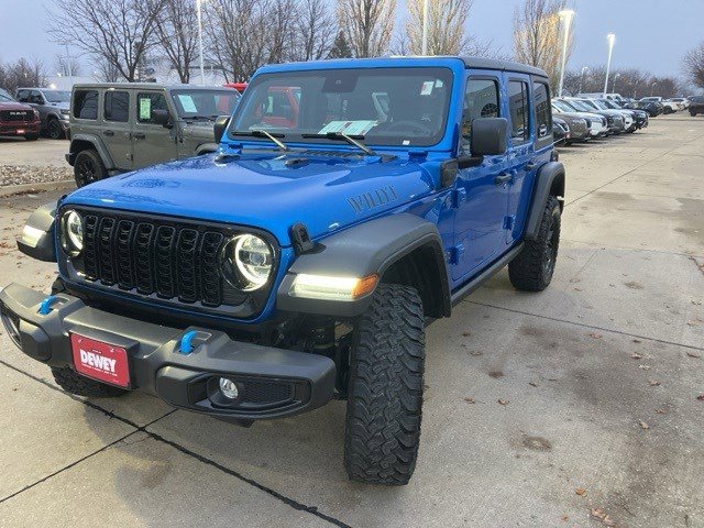 Used 2024 Jeep Wrangler Willys image 3
