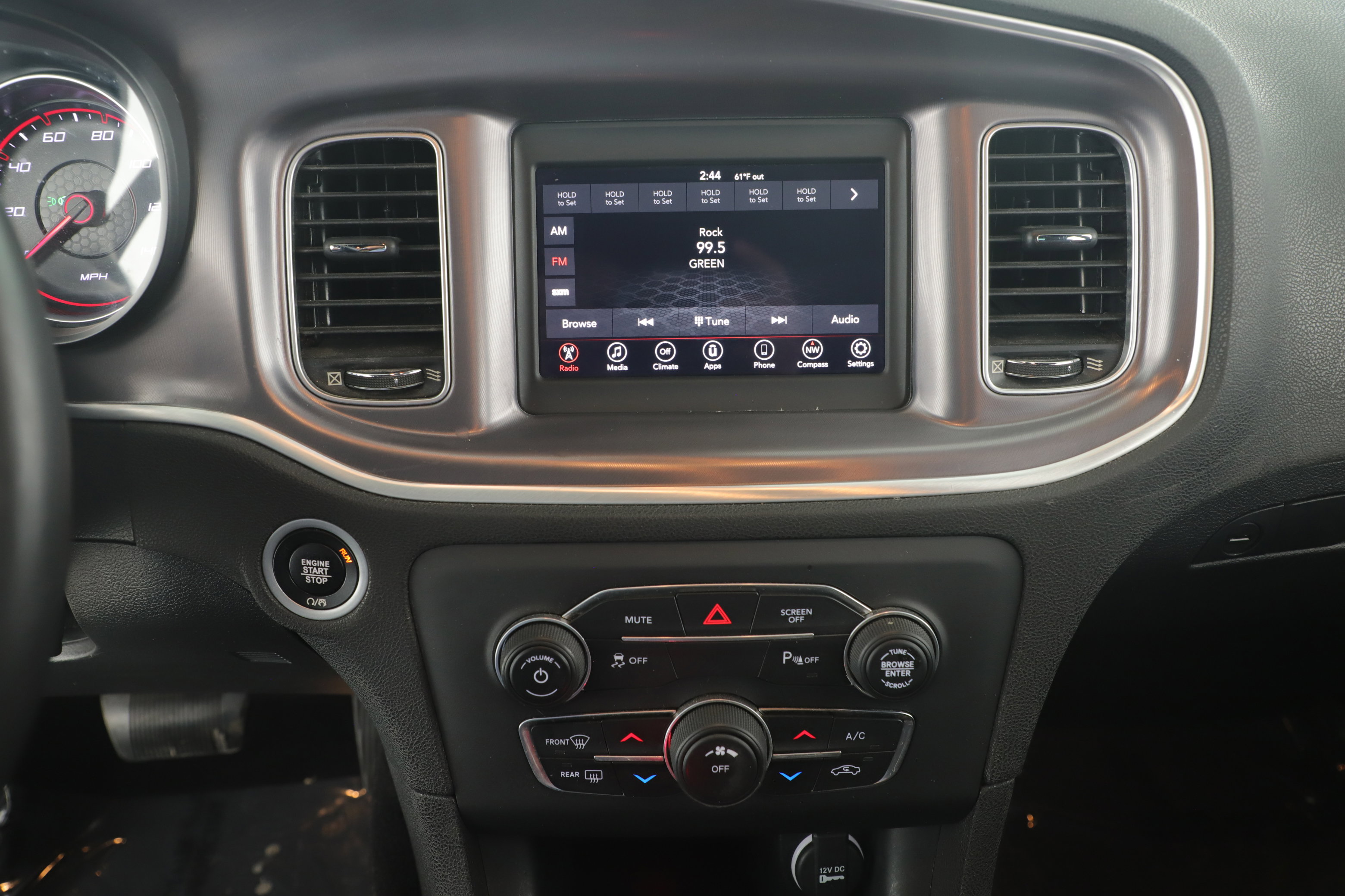 Used 2020 Dodge Charger SXT image 14