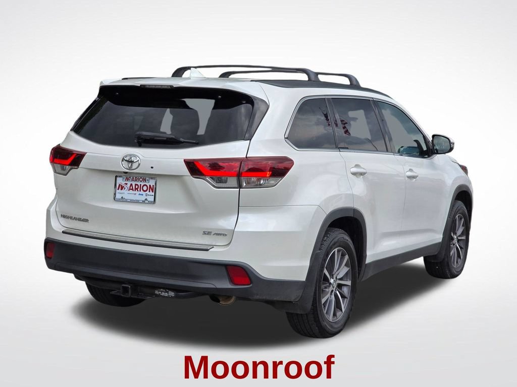Used 2019 Toyota Highlander SE AWD/4WD image 17