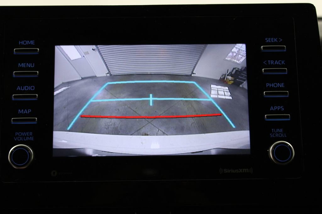 Used 2021 Toyota Camry SE image 31