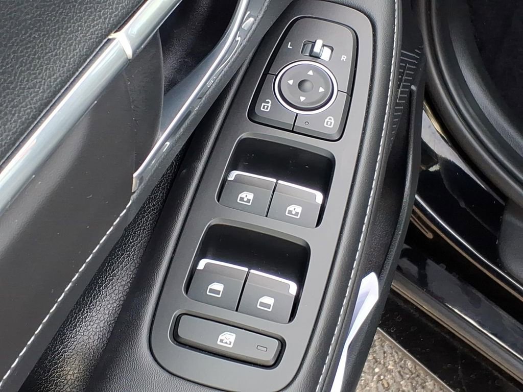 Used 2023 Hyundai Sonata Limited w/ Preferred Accessory Package image 14