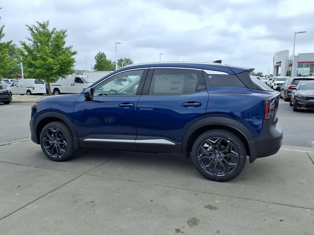 New 2026 Nissan Kicks SR w/ SR Premium Package AWD/4WD image 5