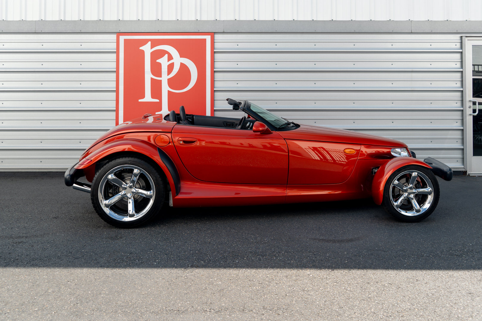 Used 2001 Plymouth Prowler RWD image 26