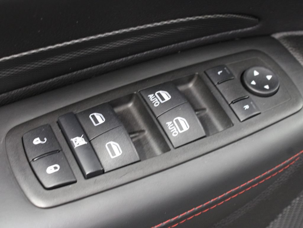 Used 2025 Dodge Durango R/T AWD/4WD image 64