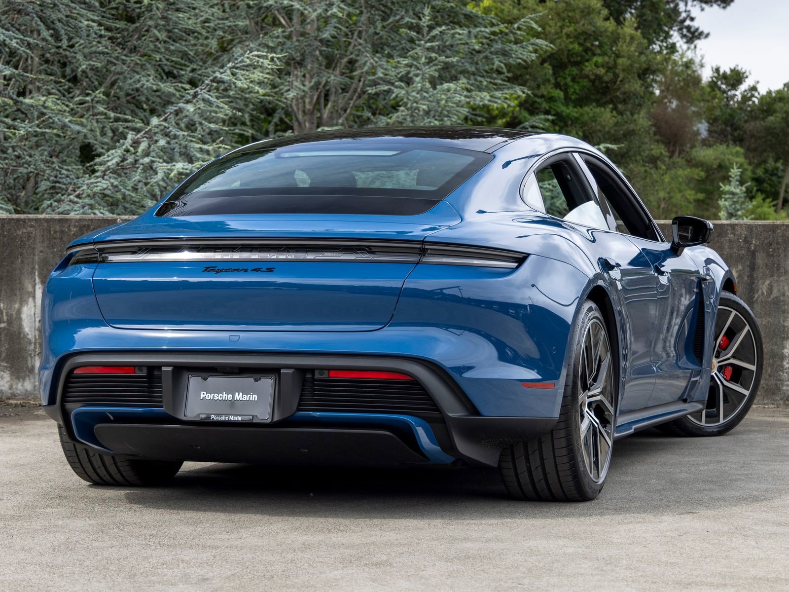 New 2026 Porsche Taycan 4S AWD/4WD image 11