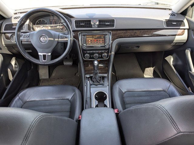 Used 2014 Volkswagen Passat TDI SEL Premium FWD image 14