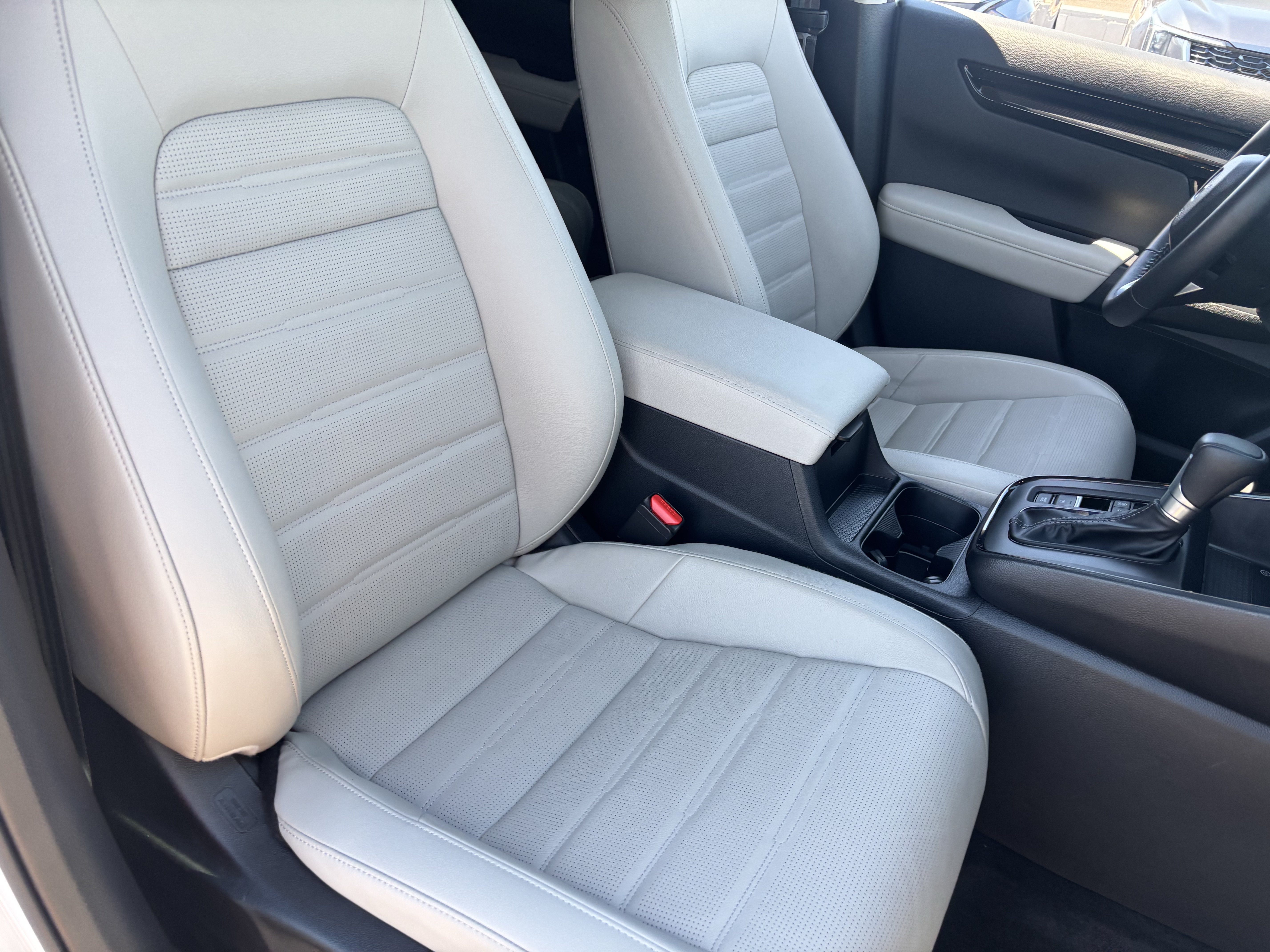 Used 2026 Honda CR-V EX-L image 9