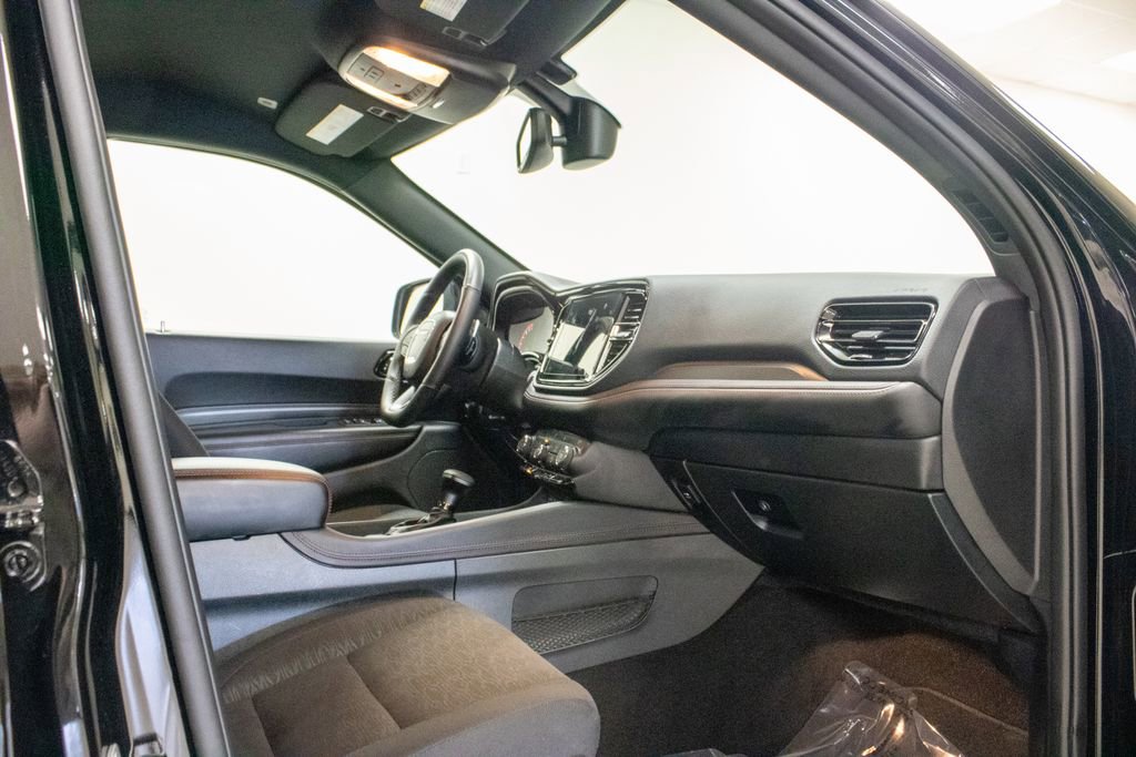Used 2026 Dodge Durango GT image 5
