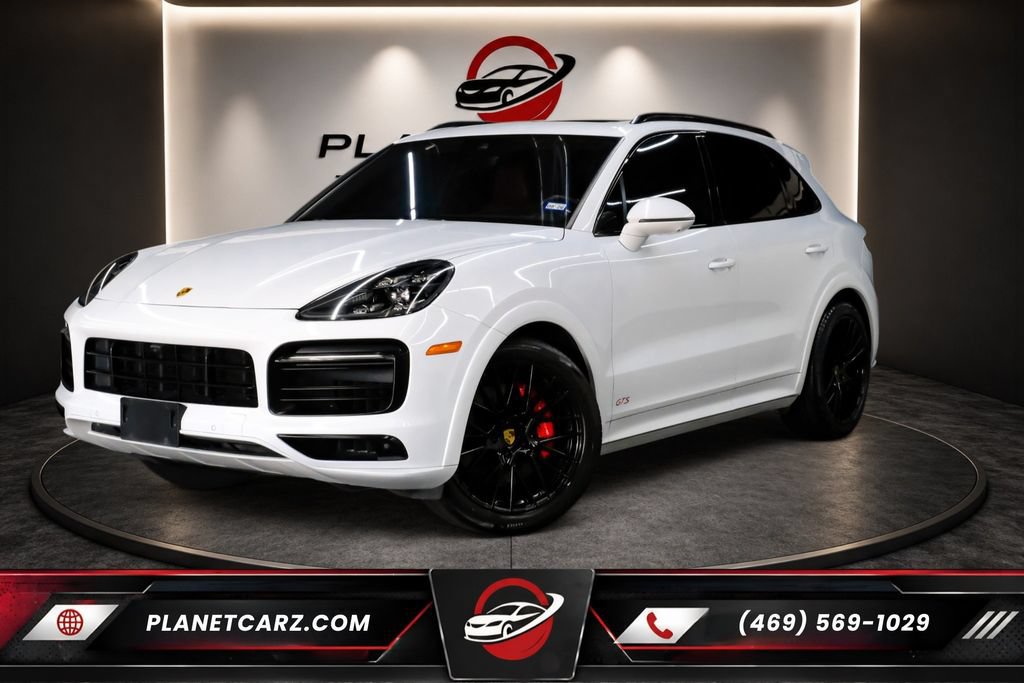 Used 2021 Porsche Cayenne GTS w/ Sport Chrono Package (8LH)