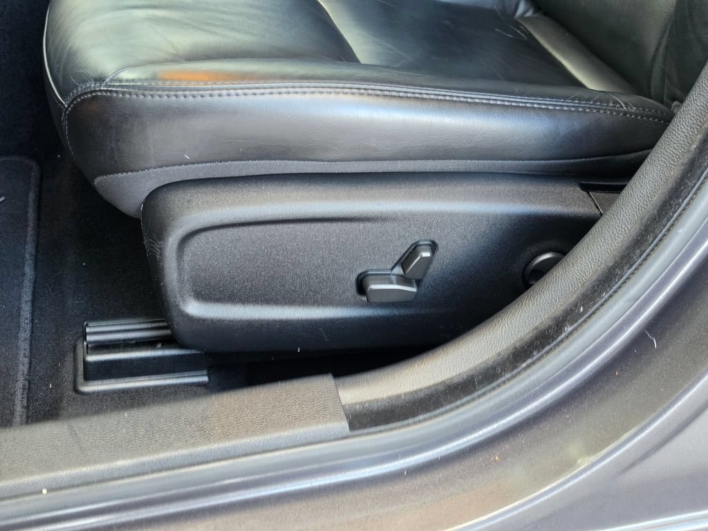 Used 2022 Chrysler 300 Touring L RWD image 18
