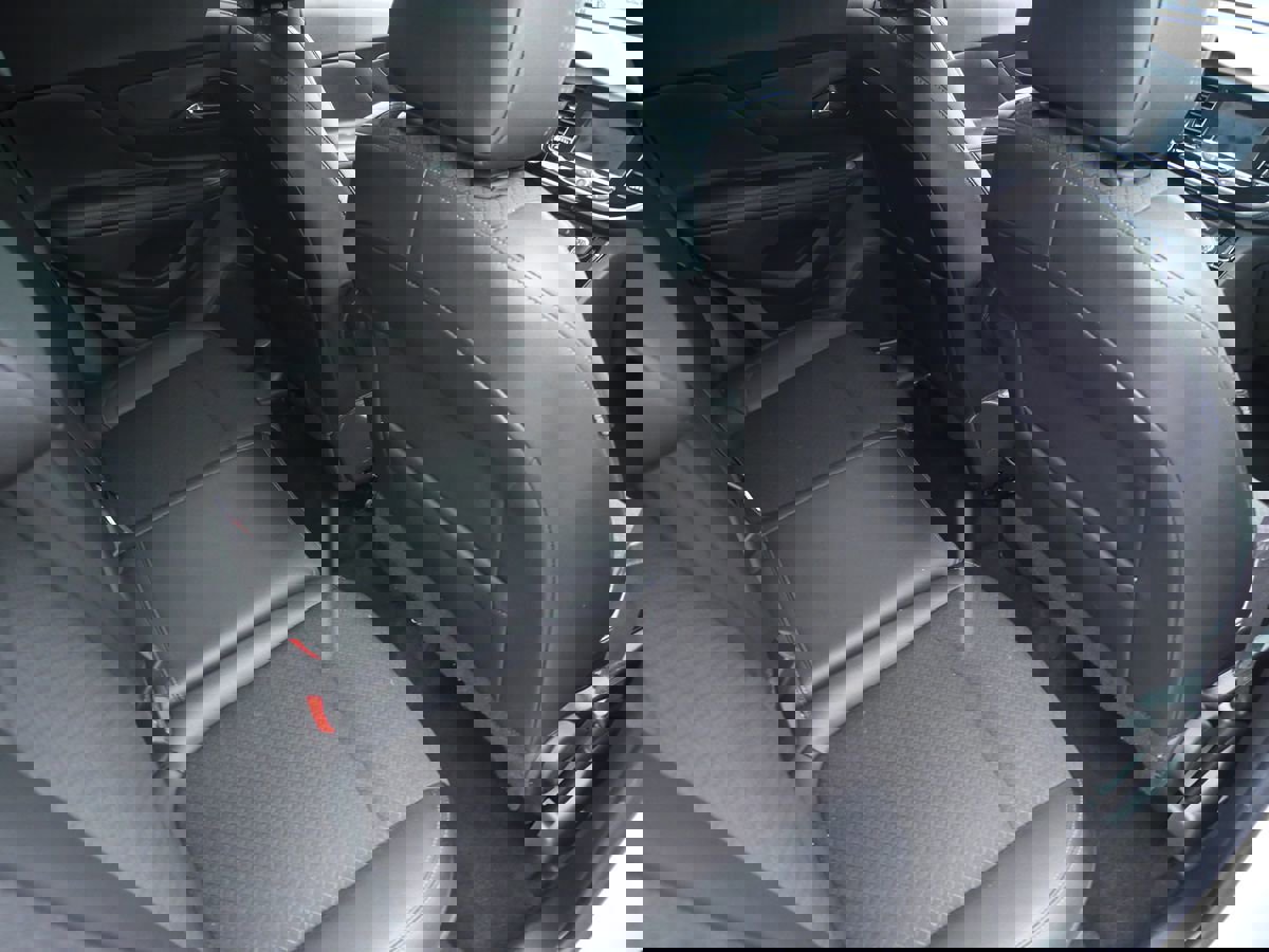 Used 2022 Buick Encore Preferred w/ Safety Package image 23