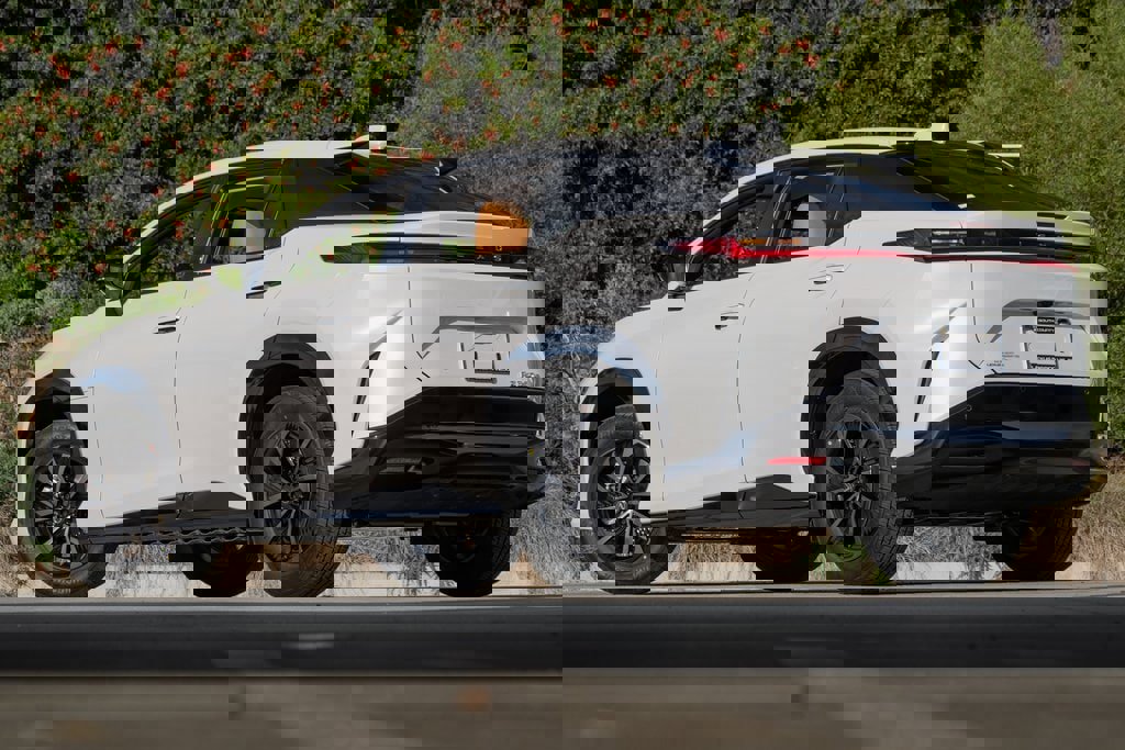 New 2026 Lexus RZ 450e 2WD image 2