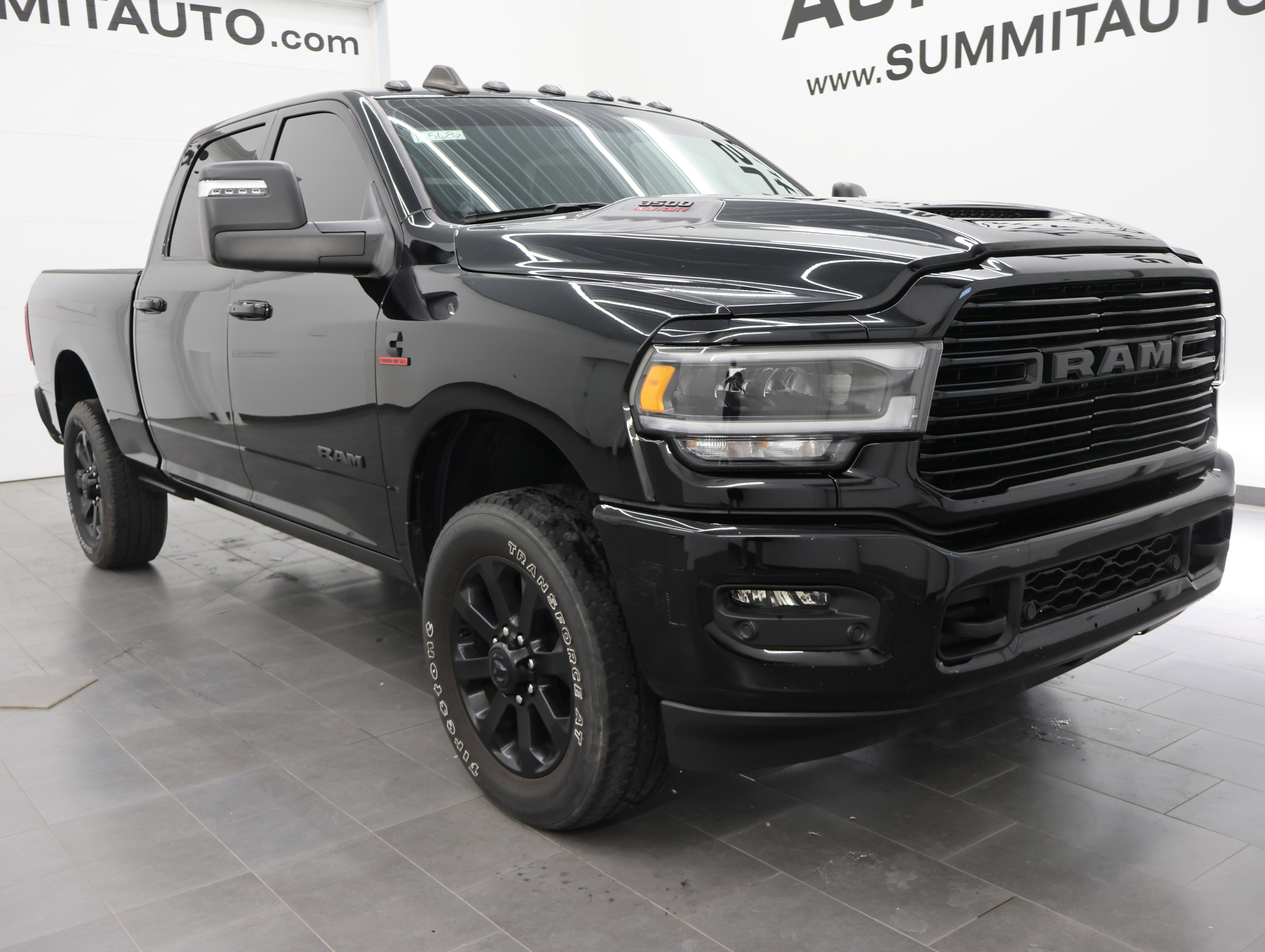 Used 2024 RAM 3500 Laramie w/ Night Edition AWD/4WD image 2