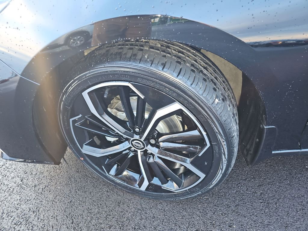 Used 2023 Nissan Altima 2.5 SR w/ SR Premium Package image 18