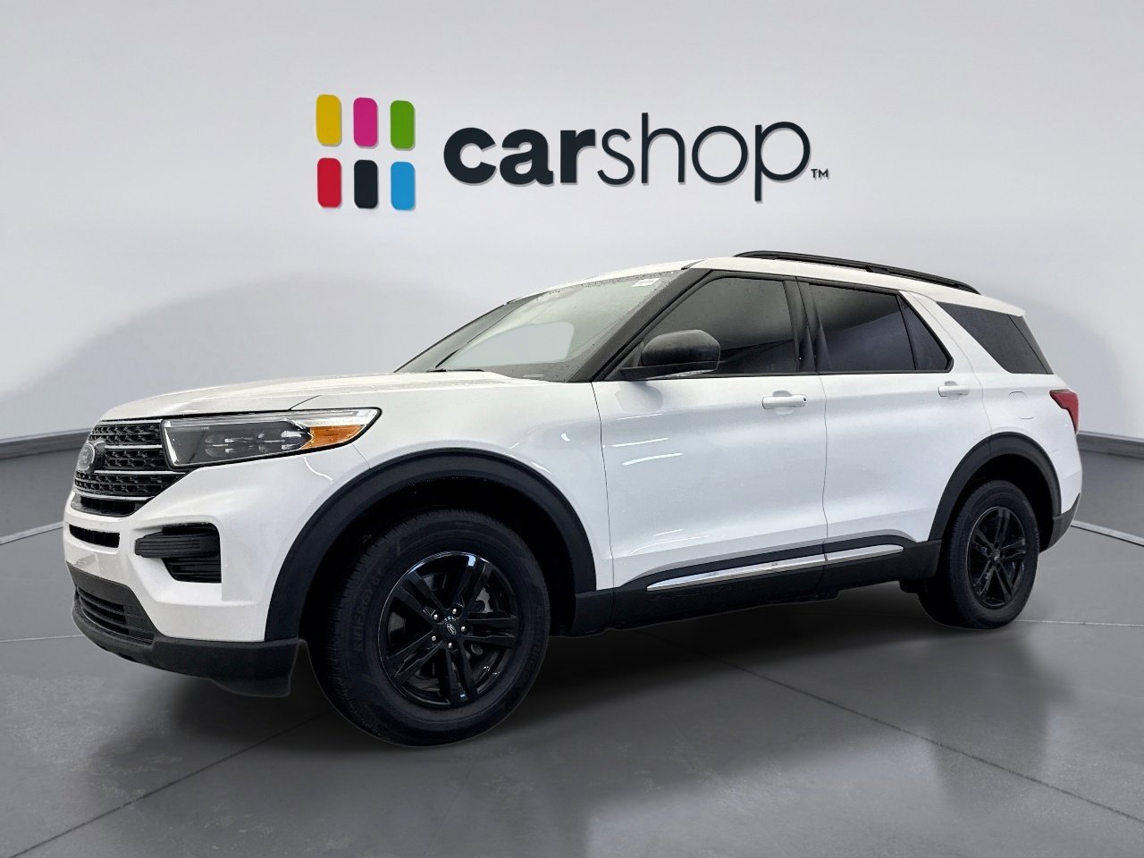 Used 2022 Ford Explorer XLT image 1