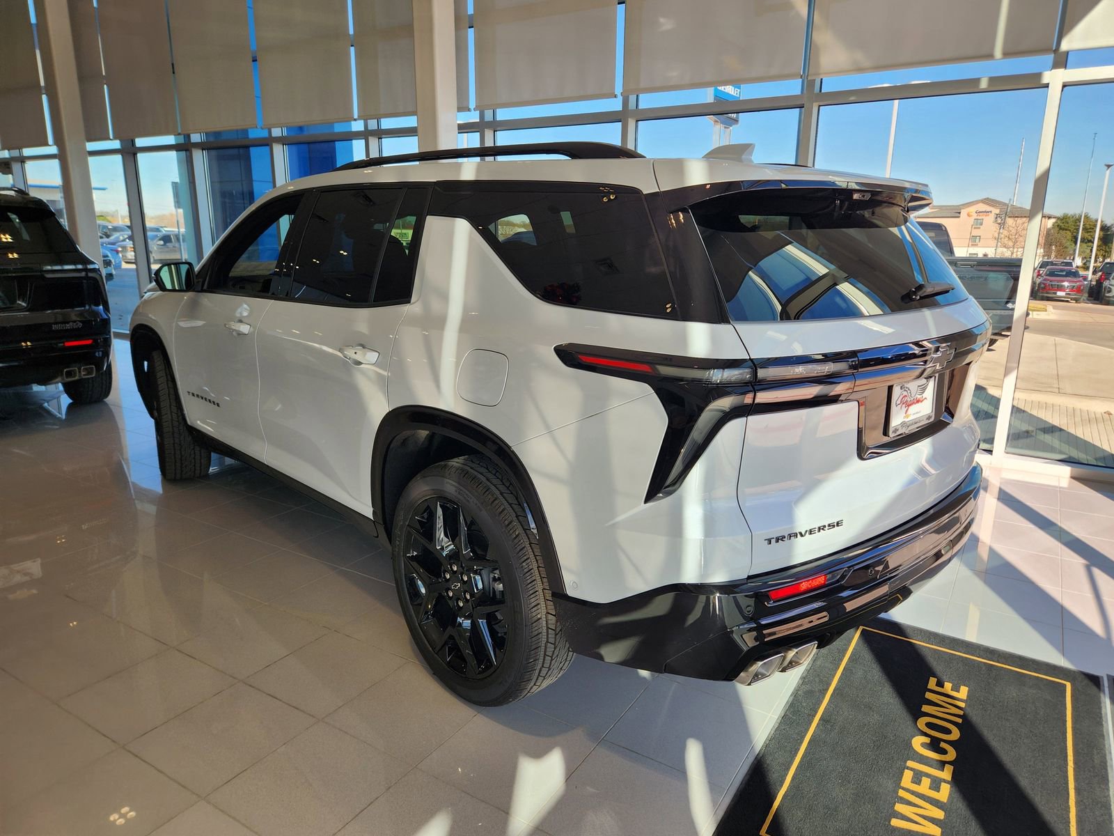New 2026 Chevrolet Traverse RS image 4