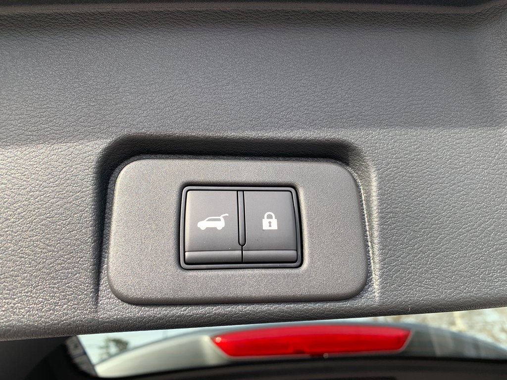 New 2026 Nissan Rogue Platinum image 6