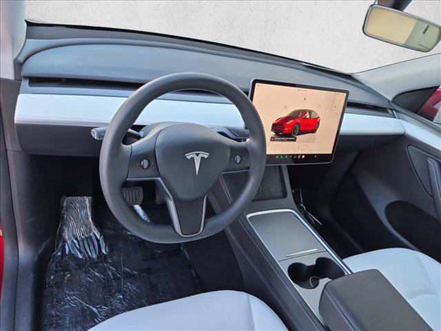 Used 2024 Tesla Model Y Long Range AWD/4WD image 10