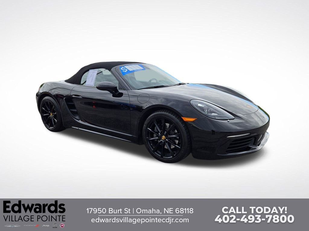 Used 2019 Porsche 718 Boxster RWD image 1