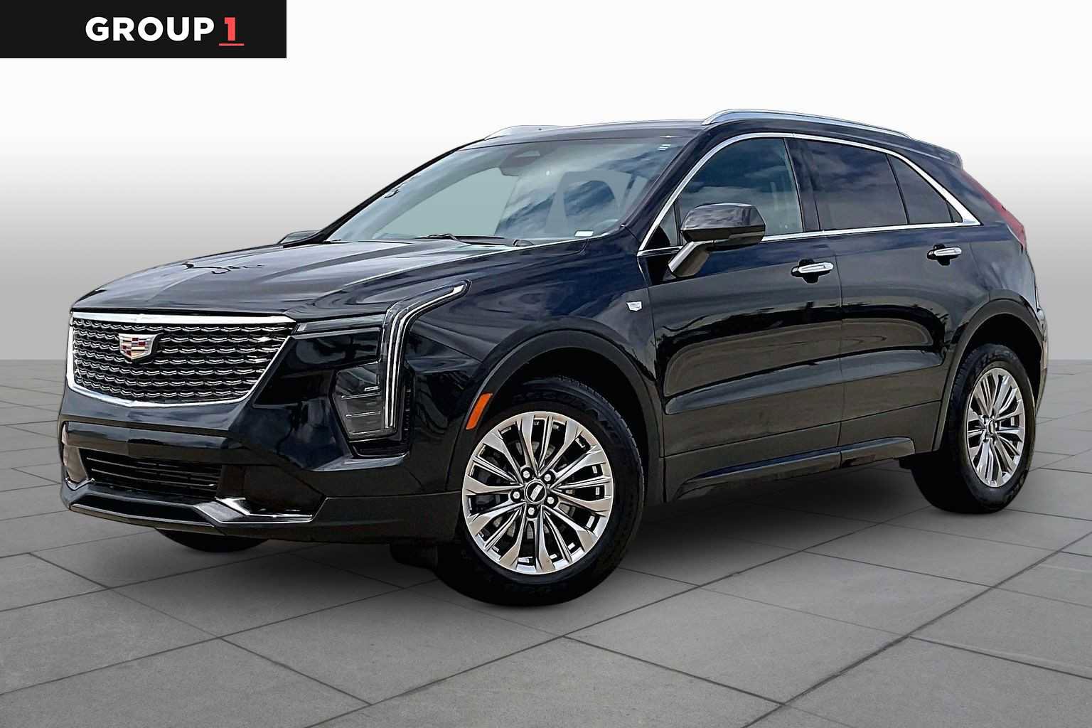 Used 2024 Cadillac XT4 Premium Luxury image 1
