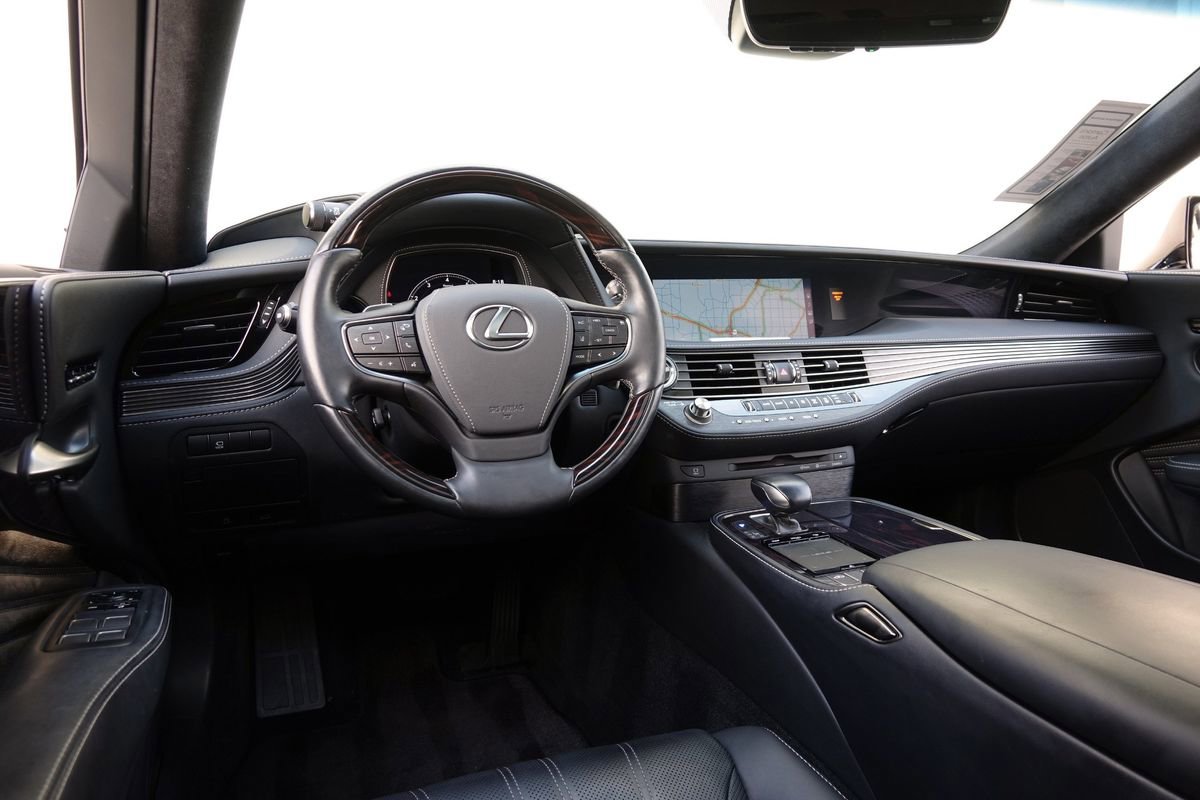 Used 2019 Lexus LS 500 image 5