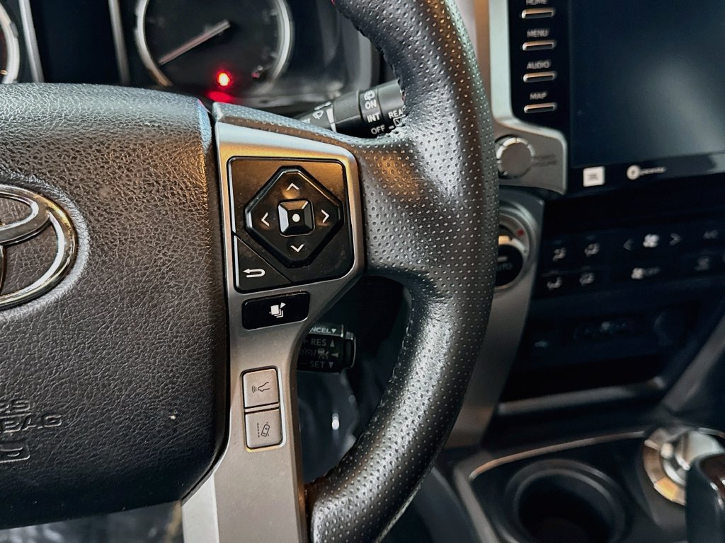 Used 2023 Toyota 4Runner Limited AWD/4WD image 13