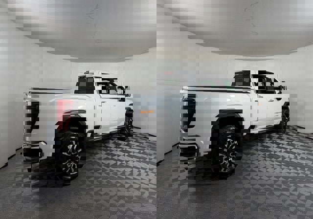 Certified 2025 GMC Sierra 2500 Denali Ultimate image 4