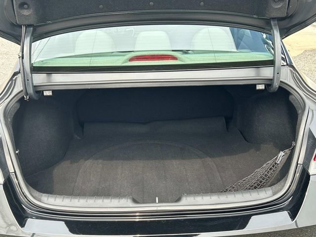 Used 2023 Hyundai Elantra SEL w/ Convenience Package image 12