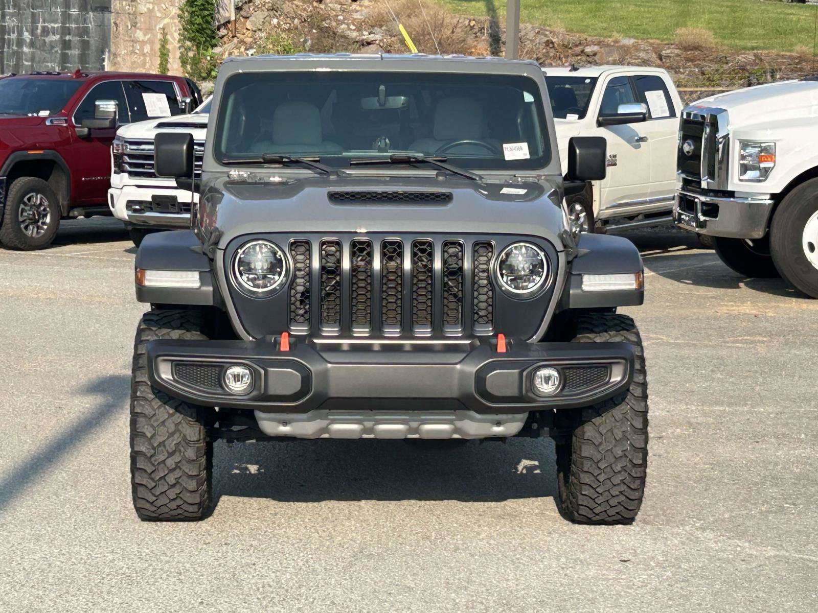 Used 2023 Jeep Gladiator Mojave w/ LED Lighting Group AWD/4WD image 2