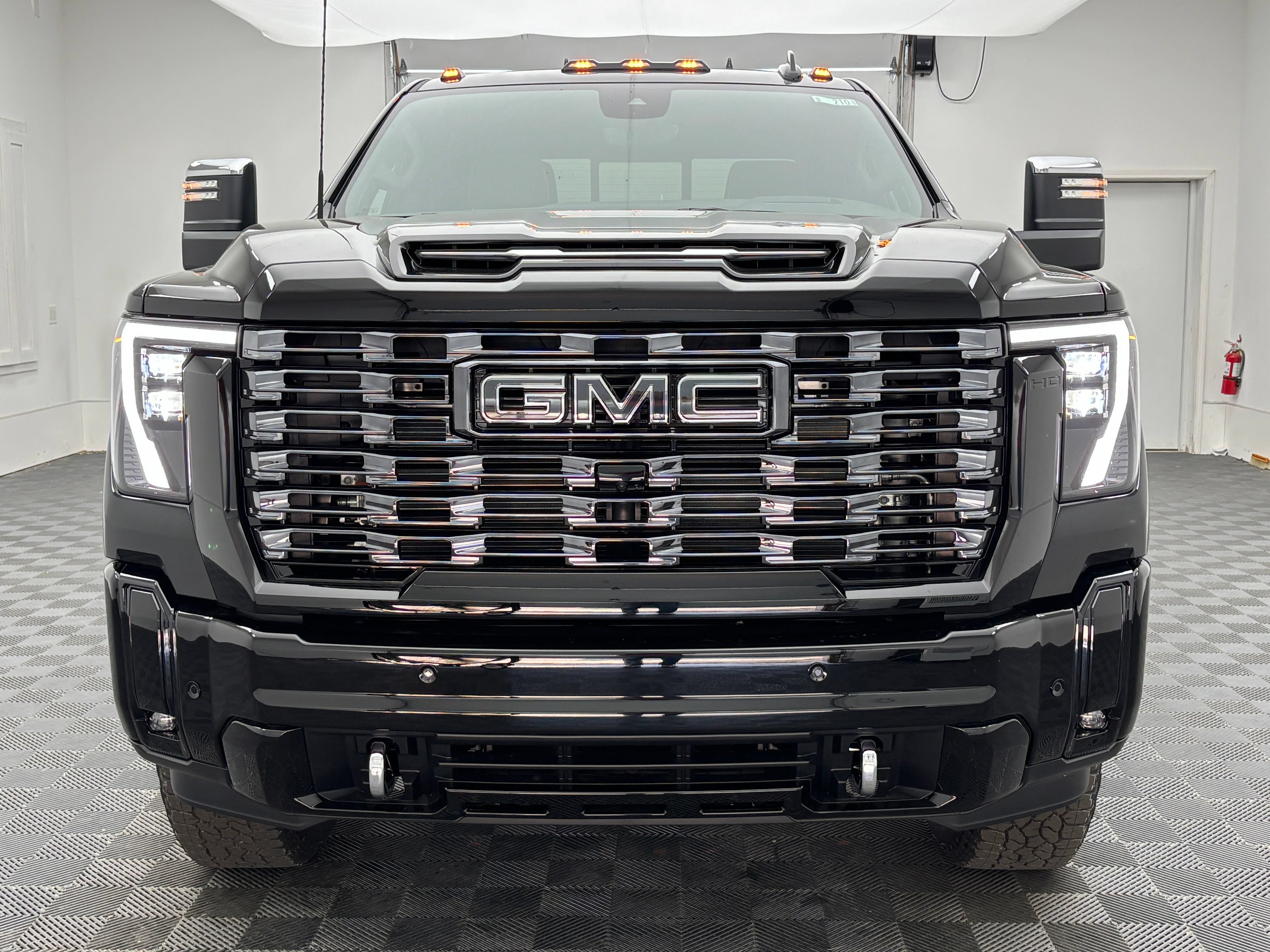 New 2026 GMC Sierra 2500 Denali Ultimate AWD/4WD image 16