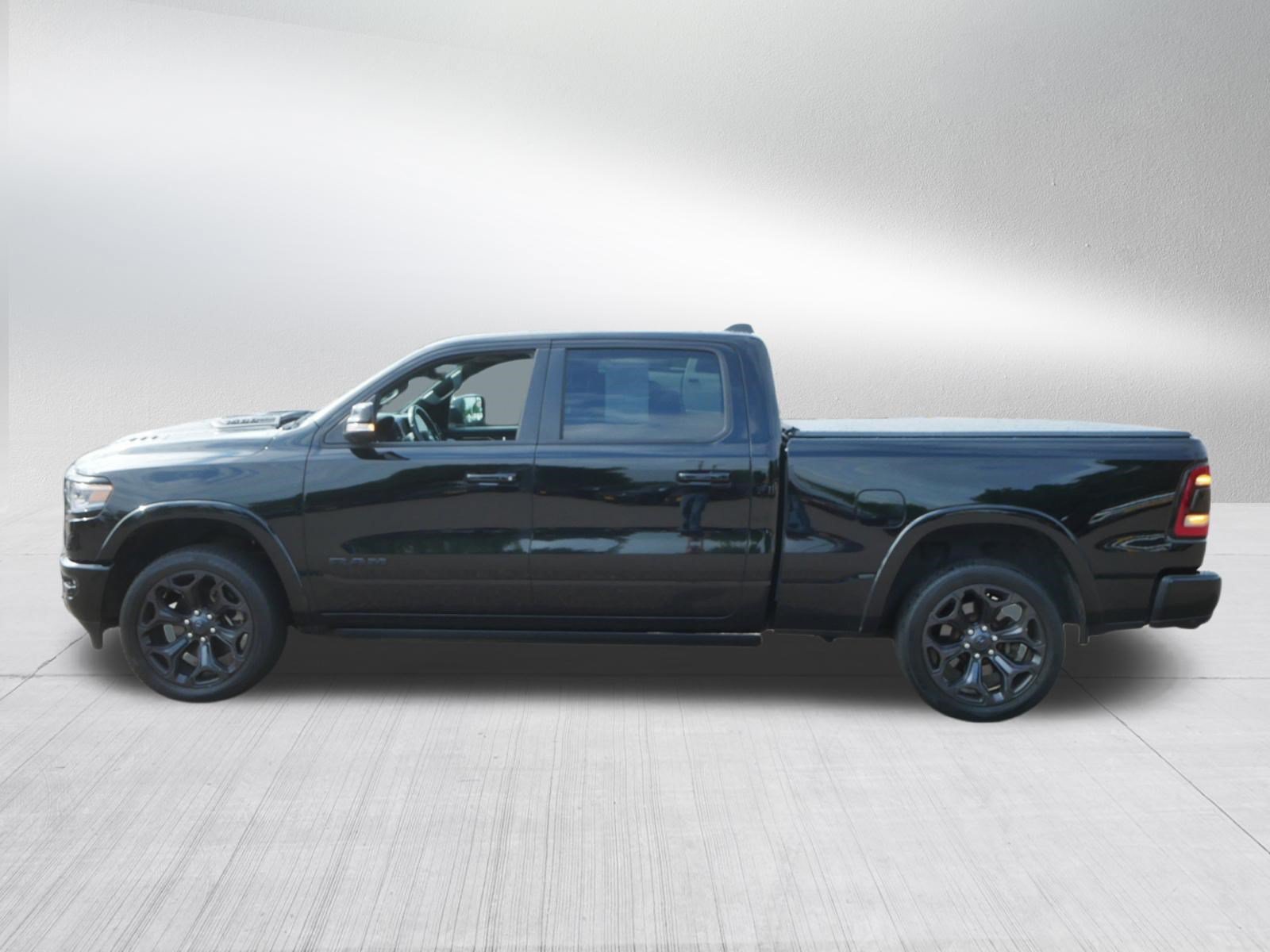 Certified 2020 RAM 1500 Limited w/ Black Appearance Package AWD/4WD image 4