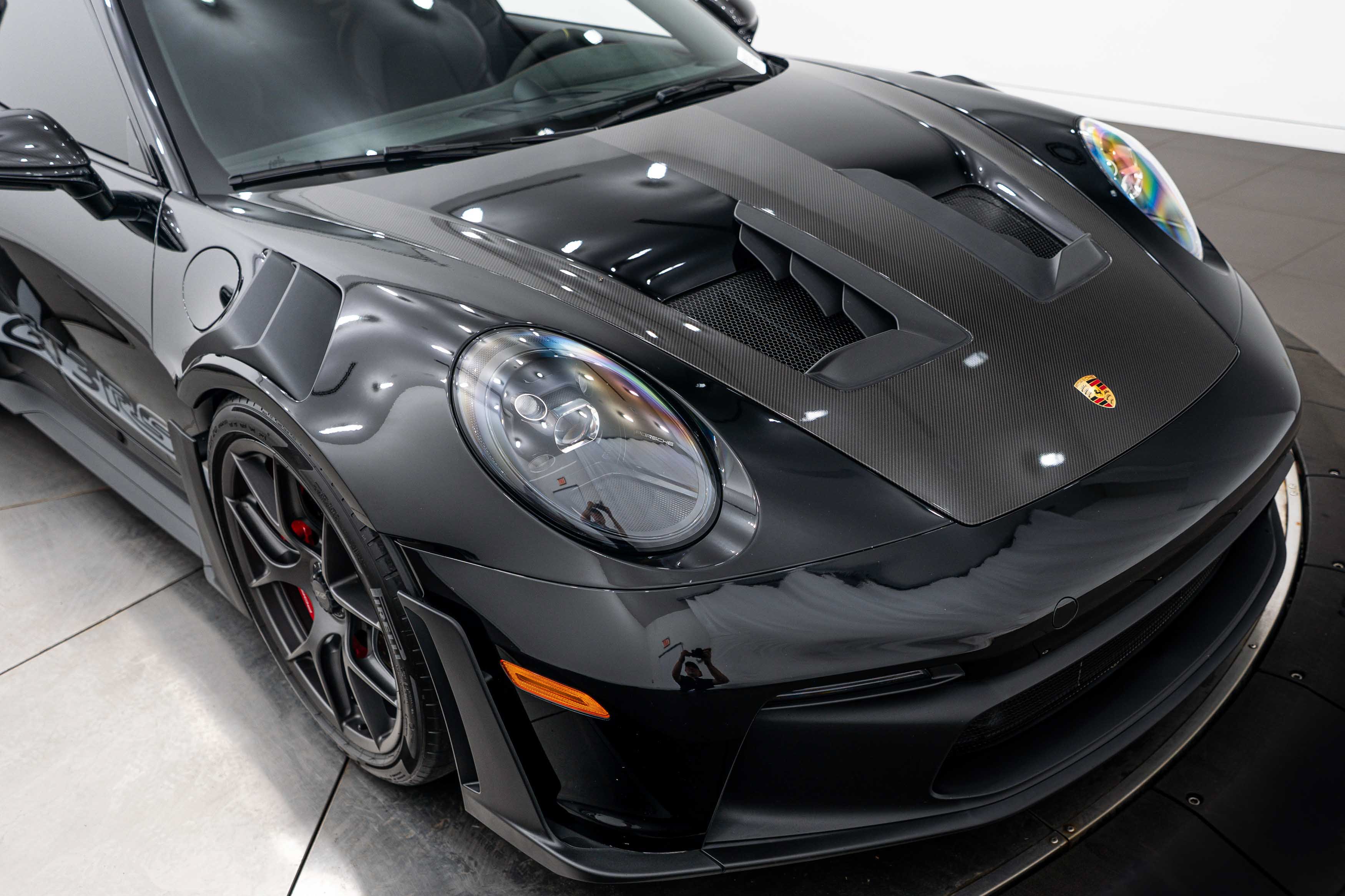 Certified 2023 Porsche 911 GT3 RS RWD image 36