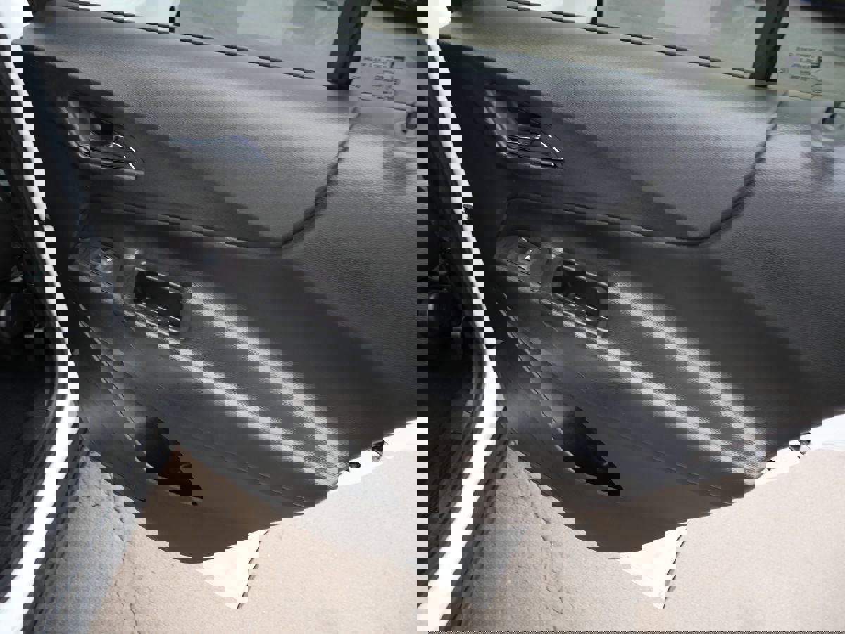 Used 2020 Chevrolet Equinox LT image 27