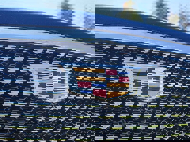 Used 2024 Cadillac Escalade ESV Premium Luxury image 11