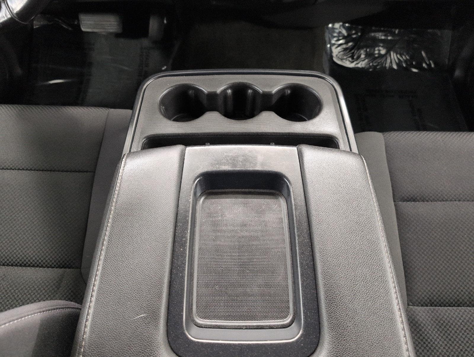 Used 2018 Chevrolet Silverado 1500 LT w/ Trailering Package RWD image 17