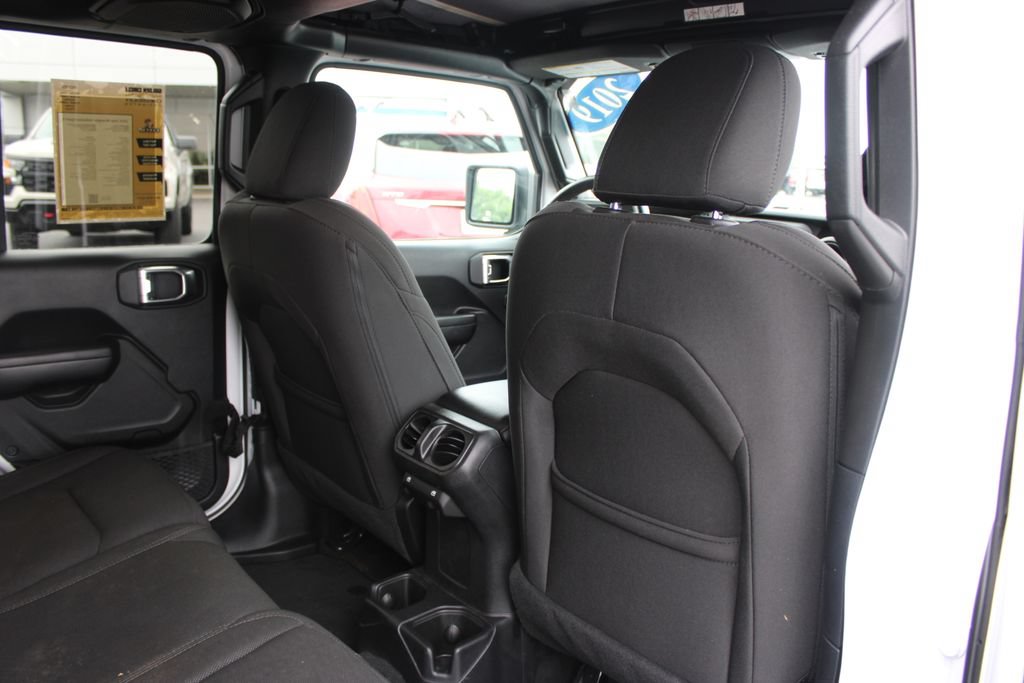 Used 2019 Jeep Wrangler Unlimited Sport S AWD/4WD image 32
