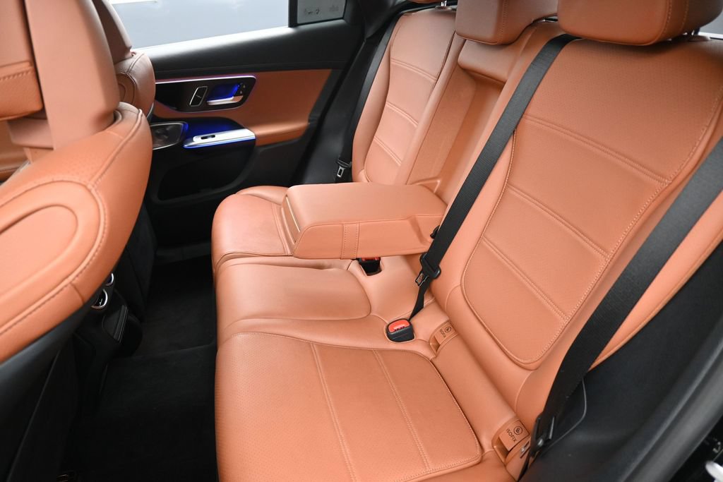Used 2023 Mercedes-Benz GLC 300 4MATIC w/ Exclusive Trim Package image 26