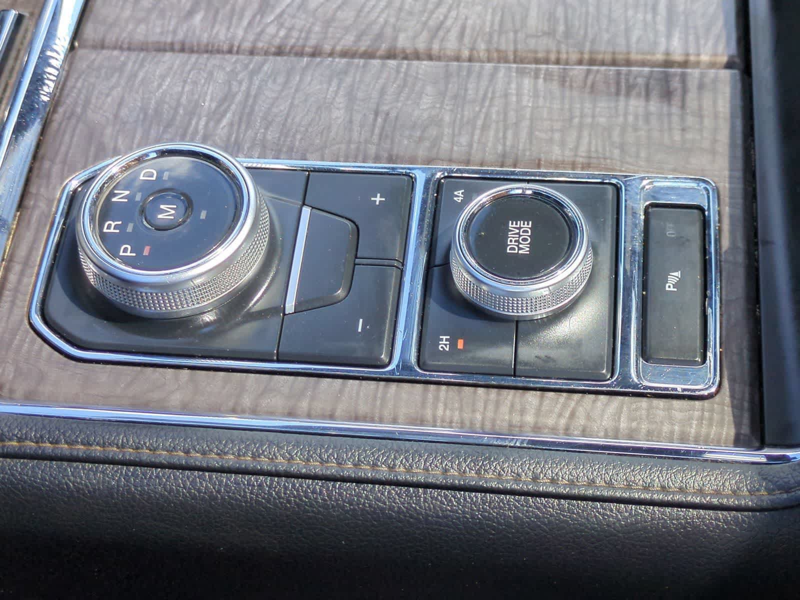 Used 2020 Ford Expedition Max Limited AWD/4WD image 34