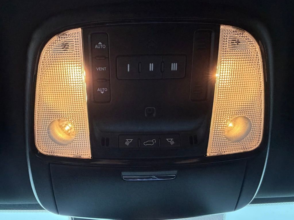 Certified 2024 Dodge Durango R/T image 32