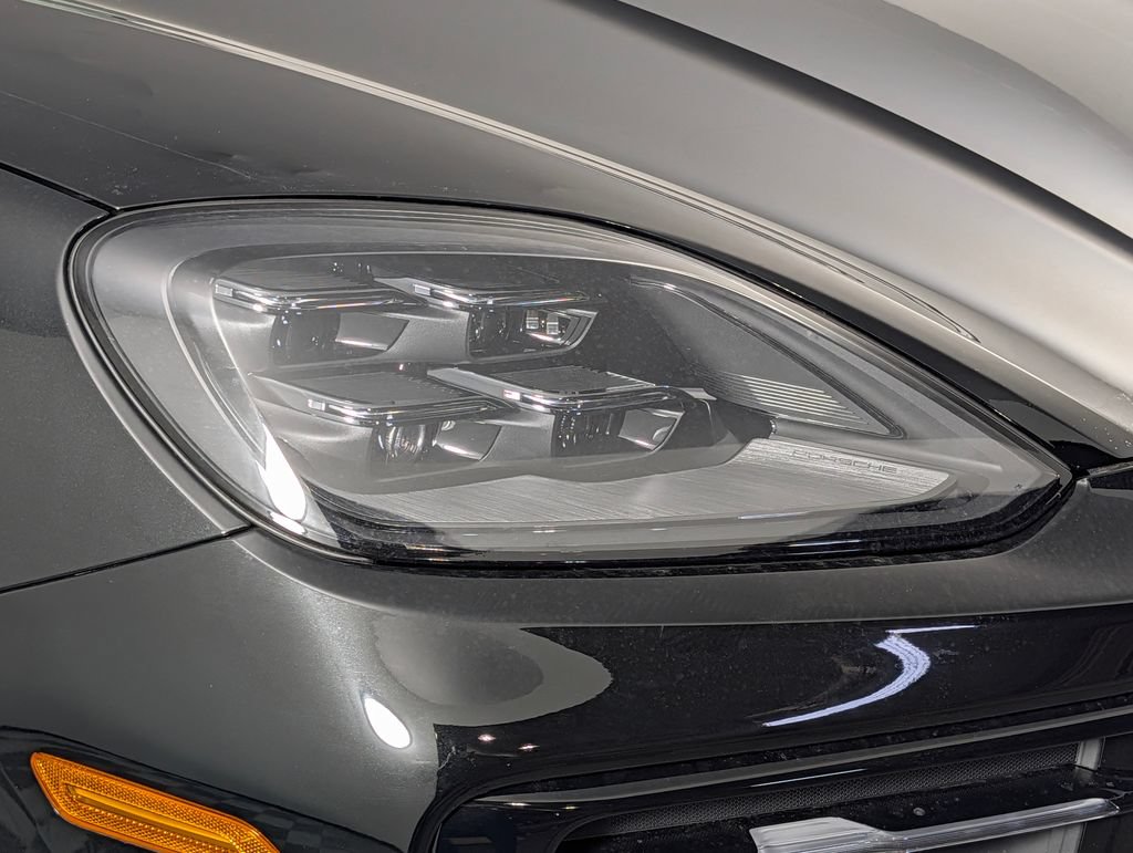 New 2026 Porsche Cayenne AWD/4WD image 15