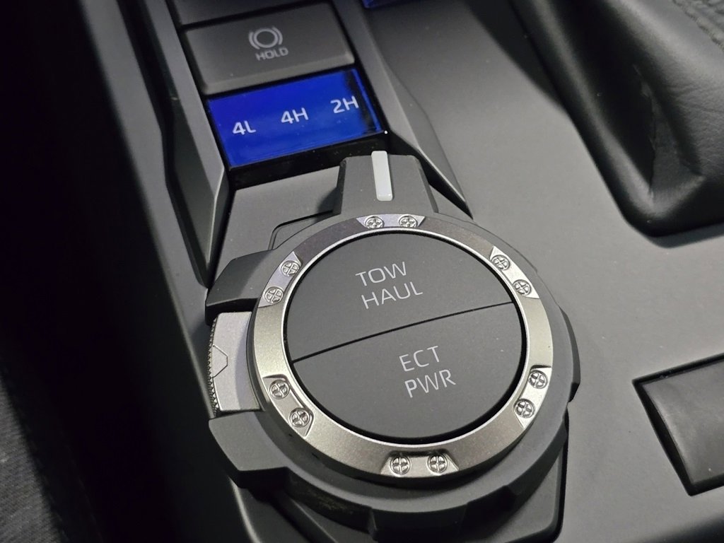 New 2025 Toyota Tacoma SR5 image 6