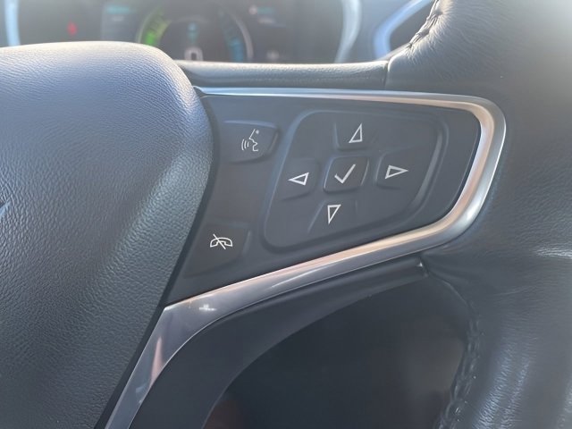 Used 2017 Chevrolet Volt LT w/ Comfort Package image 18