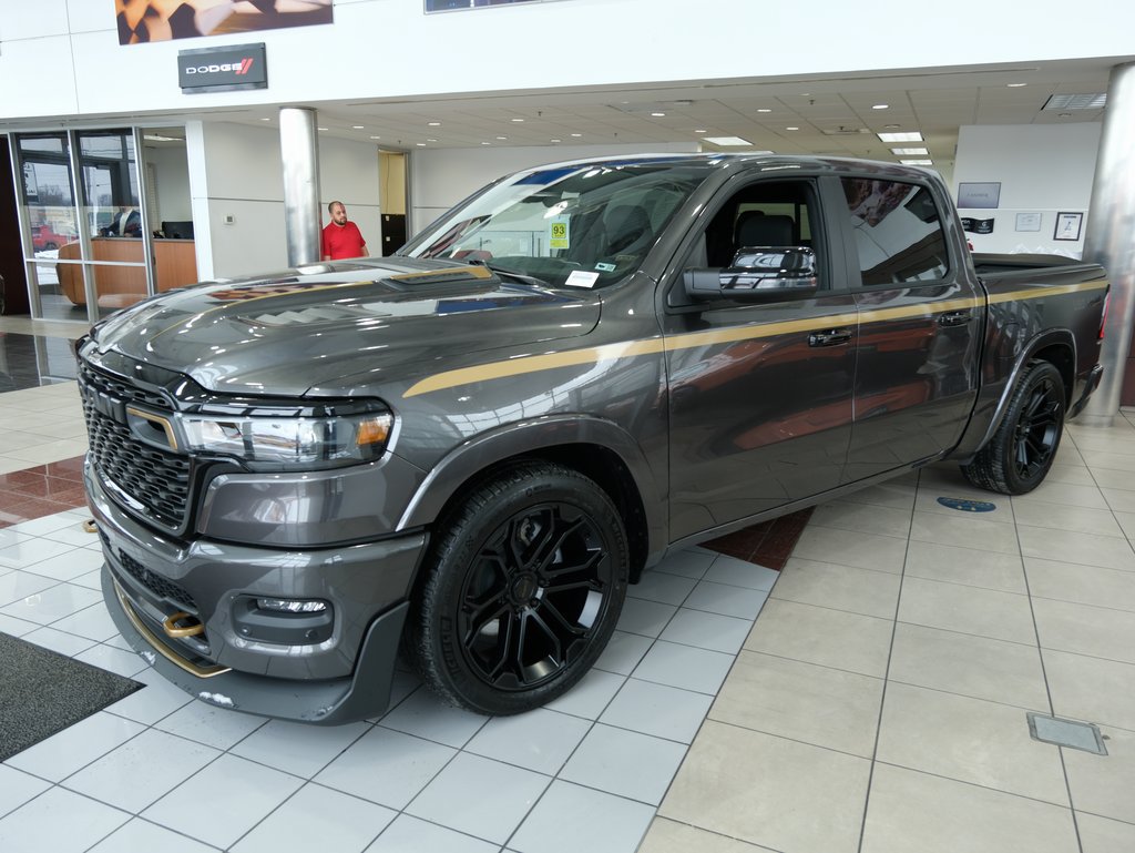 New 2026 RAM 1500 4x4 Crew Cab image 11