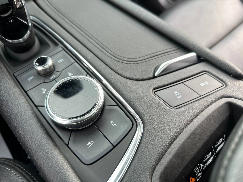 Used 2023 Cadillac XT5 Premium Luxury image 19