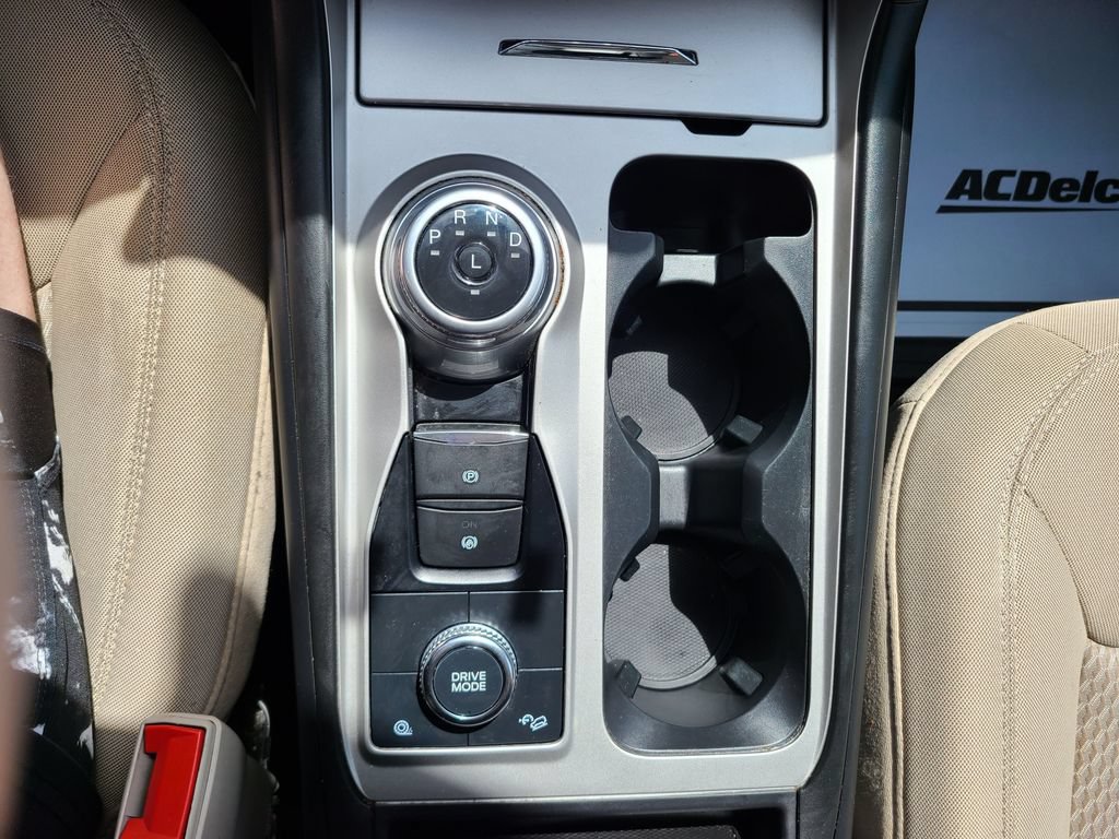 Used 2022 Ford Explorer XLT AWD/4WD image 24