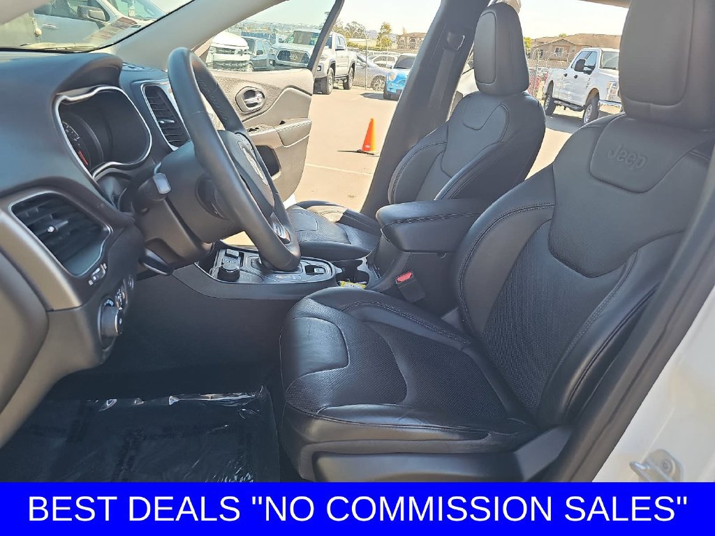 Used 2021 Jeep Cherokee Latitude Lux w/ Comfort/Convenience Group AWD/4WD image 15