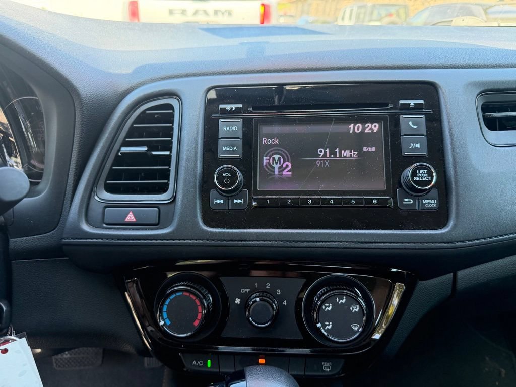 Used 2019 Honda HR-V LX image 24