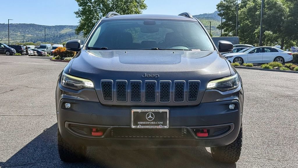 Used 2019 Jeep Cherokee Trailhawk AWD/4WD image 4