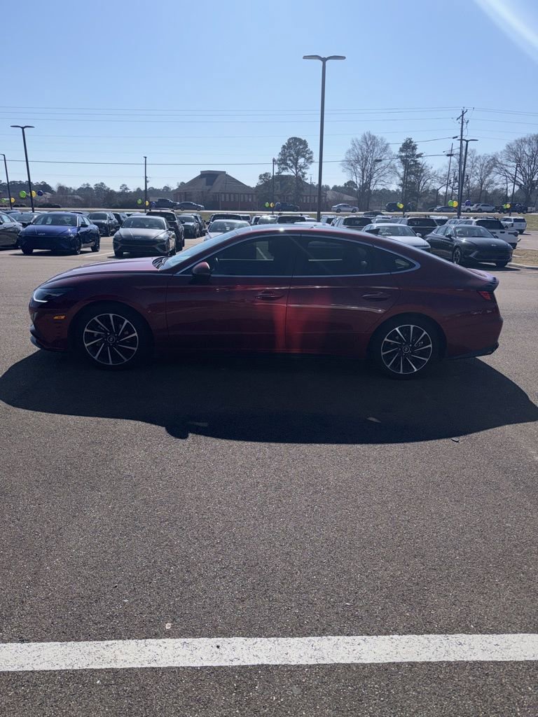 Certified 2023 Hyundai Sonata Limited image 3