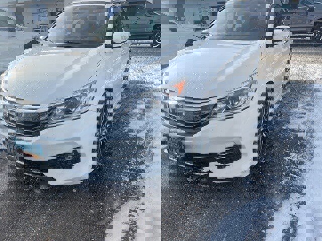 Used 2017 Honda Accord Sport image 3